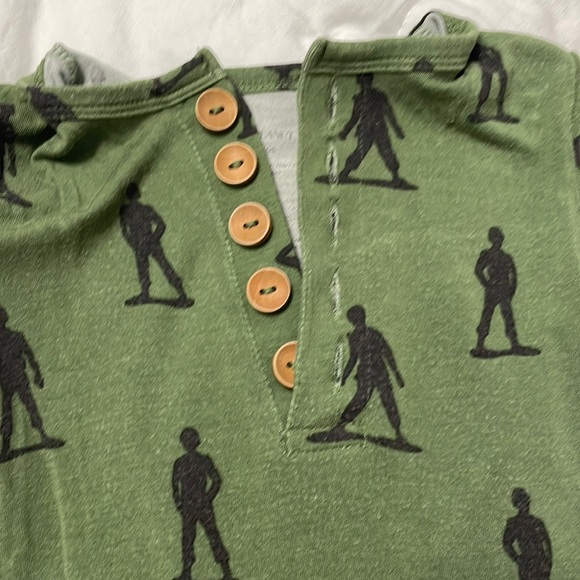 Posh peanut james short sleeve romper - Picture 2 of 6